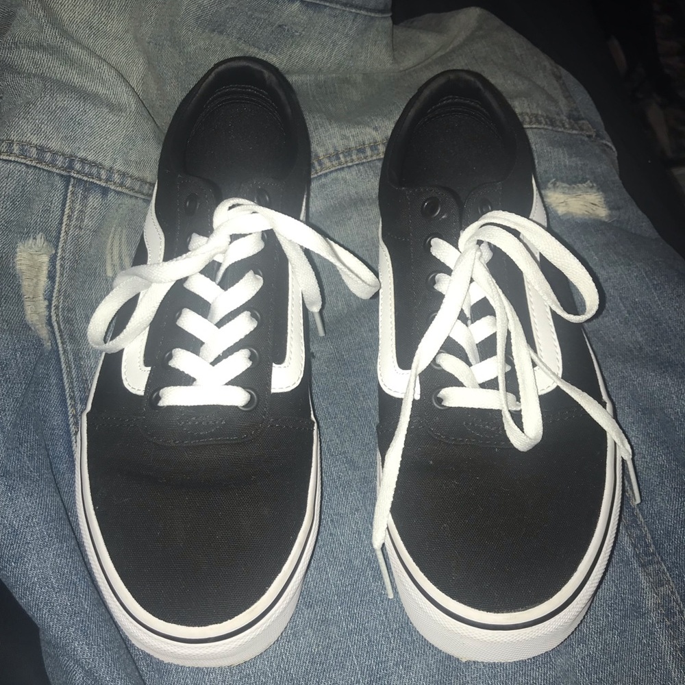 Black Vans Old Skool